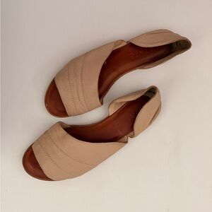 Women’s Leather Sandals